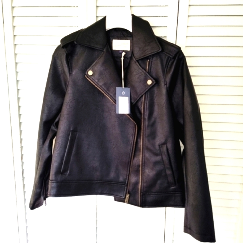 Ladies Faux Leather Moto Jacket